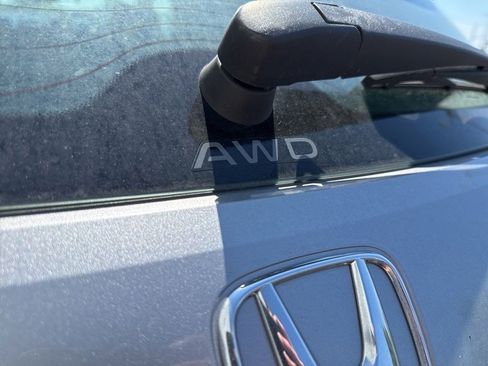 Certified 2023 Honda HR-V LX image 5