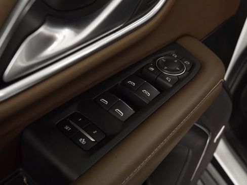 Used 2022 Chevrolet Tahoe High Country image 40