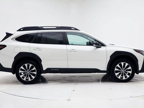 Used 2023 Subaru Outback Limited XT AWD/4WD image 3