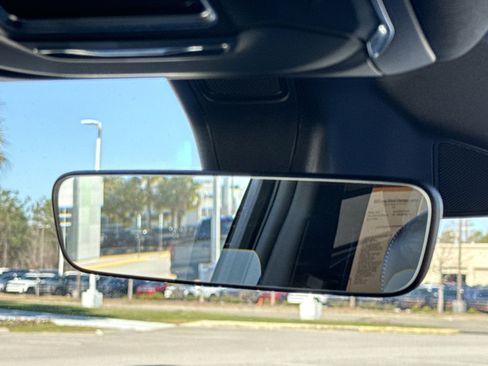 Used 2025 Jeep Grand Cherokee Limited image 37