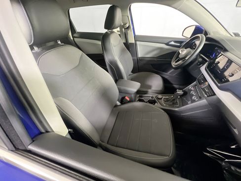 Used 2022 Volkswagen Taos SE image 27