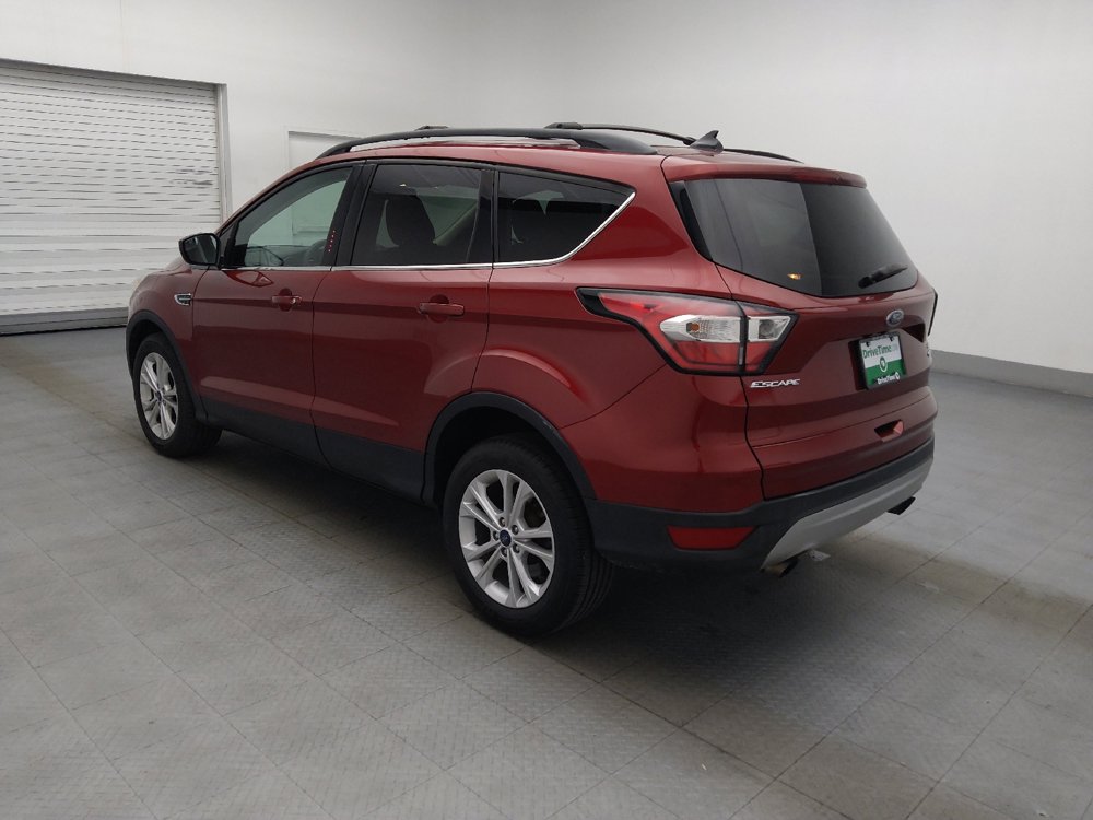 Used 2018 Ford Escape SE w/ SE Sync 3 Package AWD/4WD image 3