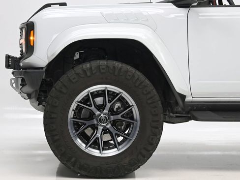 Used 2024 Ford Bronco Raptor w/ Interior Carbon Fiber Pack 6 AWD/4WD image 24