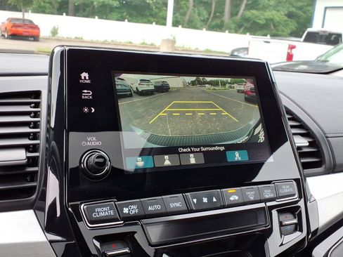 Used 2023 Honda Odyssey Touring image 18