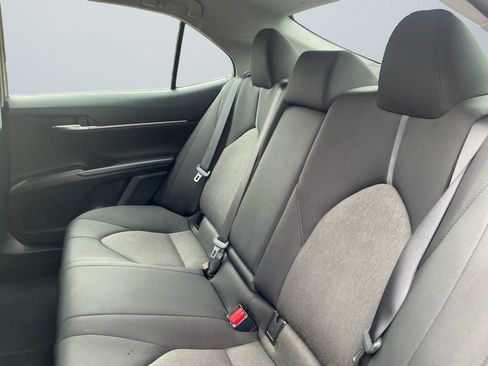Used 2022 Toyota Camry LE w/ Carpet Mat Package (TMS) image 14