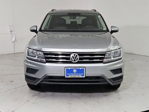 Used 2021 Volkswagen Tiguan SE image 9