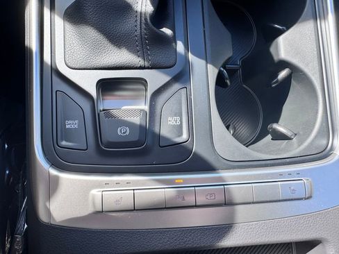 New 2026 Kia Carnival image 21