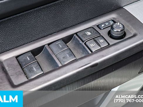 Used 2024 Toyota Sequoia Platinum AWD/4WD image 49
