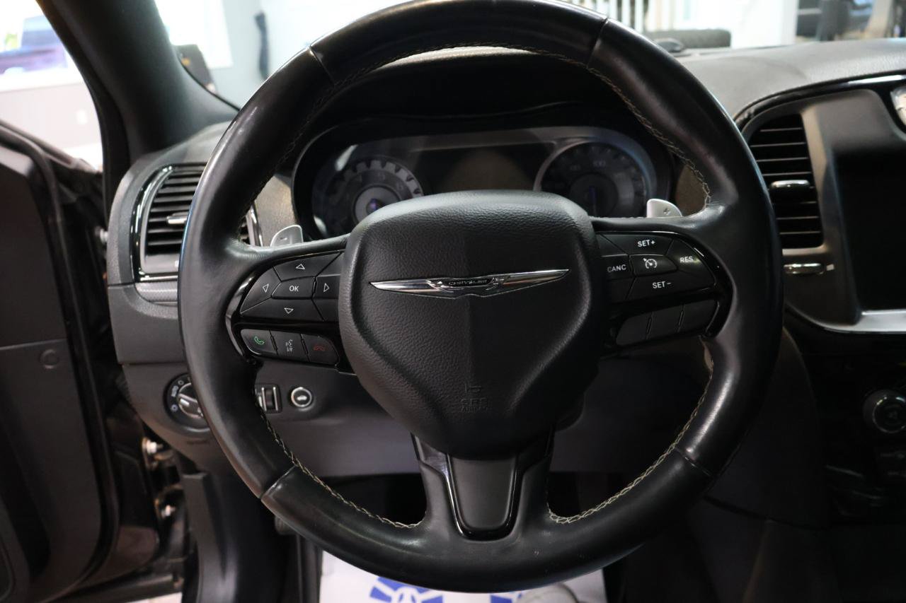 Used 2015 Chrysler 300 S w/ 300S Premium Group AWD/4WD image 16