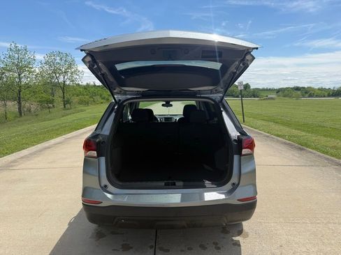 Used 2024 Chevrolet Equinox LS w/ LS Convenience Package FWD image 5