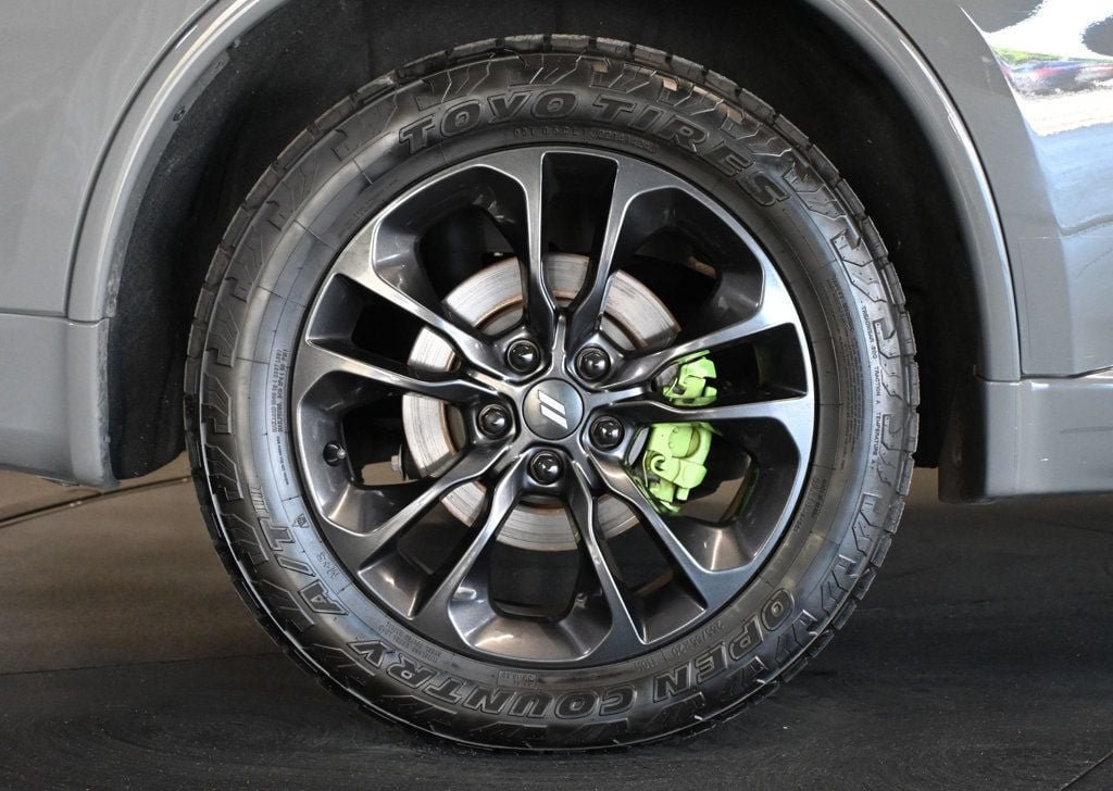 Used 2021 Dodge Durango R/T w/ Technology Group RWD image 9