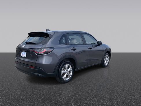 Certified 2024 Honda HR-V LX image 9