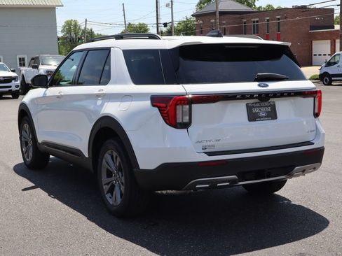 New 2026 Ford Explorer Active w/ Active Comfort Package AWD/4WD image 19