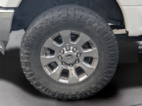 Used 2018 Ford F250 XLT AWD/4WD image 29