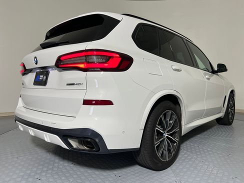 Certified 2023 BMW X5 sDrive40i w/ M Sport Package image 9
