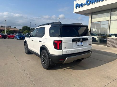 Certified 2026 Honda Passport TrailSport image 7
