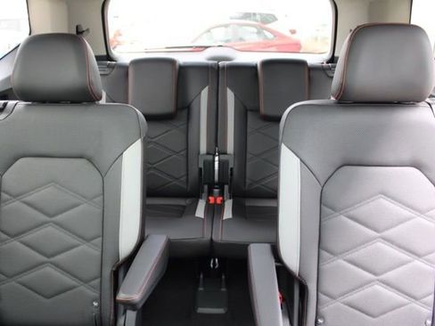 New 2026 Volkswagen Atlas Peak Edition AWD/4WD image 19