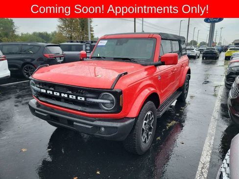 Used 2024 Ford Bronco Outer Banks AWD/4WD image 1