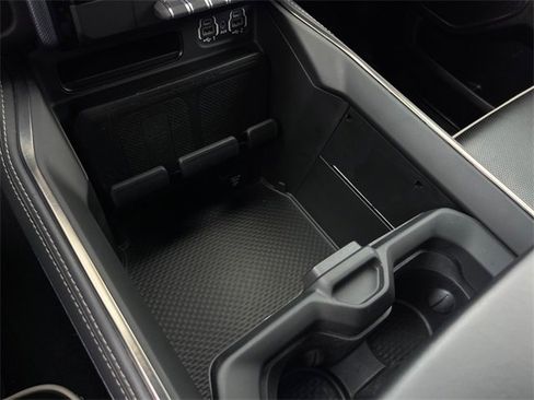 Used 2021 RAM 1500 Limited w/ Body Color Bumper Group image 18