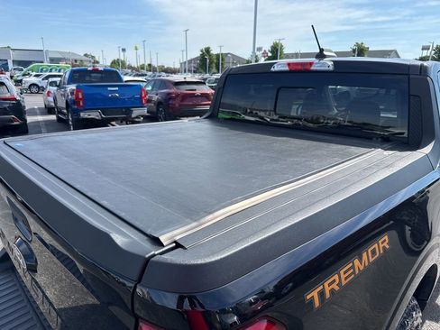 Used 2025 Ford Maverick Tremor AWD/4WD image 49