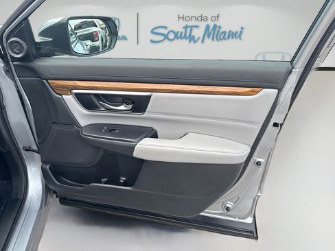 Certified 2019 Honda CR-V Touring image 34