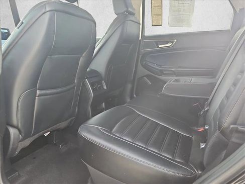Used 2024 Ford Edge SEL image 19