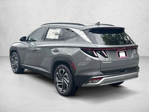 Certified 2025 Hyundai Tucson Limited image 9