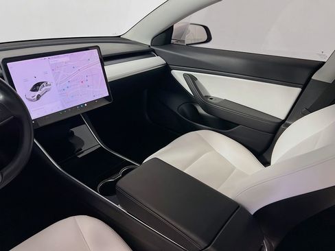 Used 2019 Tesla Model 3 Mid Range RWD image 23