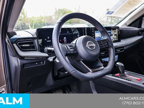 Used 2025 Nissan Kicks SR FWD image 22