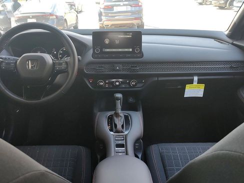 Used 2025 Honda HR-V Sport image 19