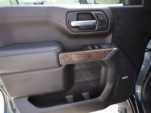 Used 2022 GMC Sierra 1500 Denali w/ Denali Premium Package image 10