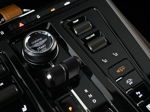 New 2026 Aston Martin DBX 707 image 19