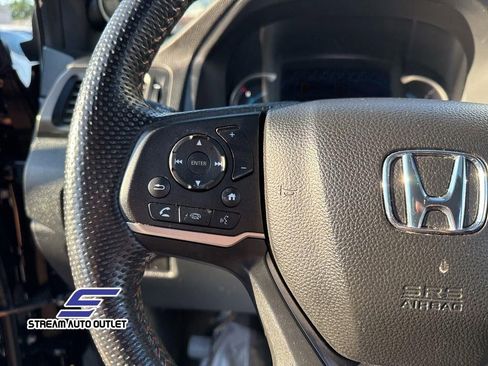 Used 2022 Honda Pilot TrailSport image 35