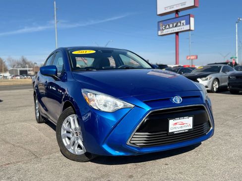 Used 2017 Toyota Yaris iA image 1