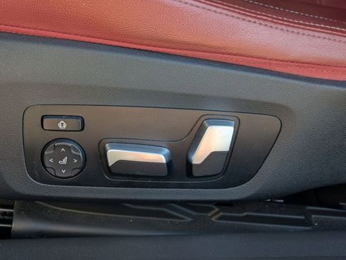 Used 2022 BMW 430i xDrive Coupe w/ M Sport Package image 11