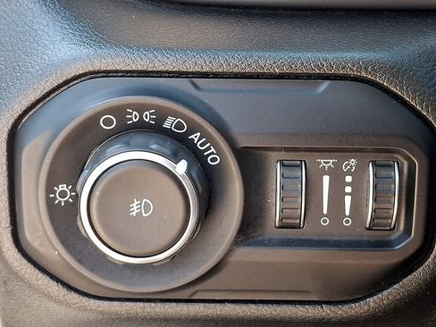Used 2020 Jeep Wrangler Unlimited Sport S AWD/4WD image 24