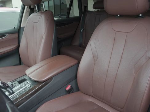 Used 2016 BMW X5 xDrive40e image 8