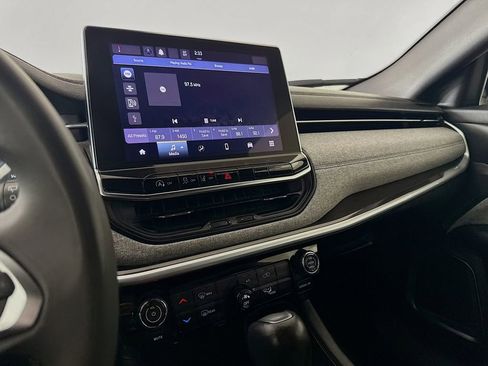 Certified 2024 Jeep Compass Latitude image 14