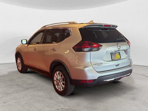 Used 2020 Nissan Rogue SV AWD/4WD image 5