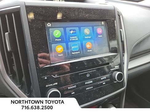 Used 2022 Subaru Forester Premium image 13