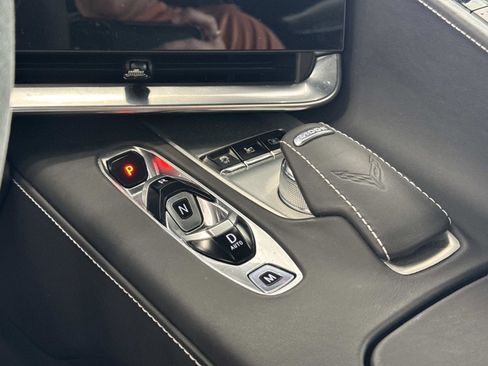 Used 2023 Chevrolet Corvette Stingray Premium Conv w/ Z51 Performance Package RWD image 14