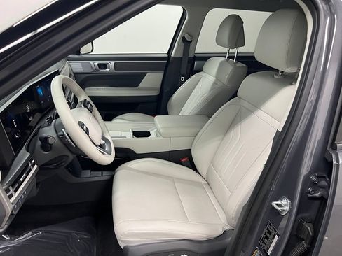 Used 2025 Hyundai Santa Fe SEL AWD/4WD image 26