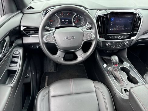 Used 2022 Chevrolet Traverse RS AWD/4WD image 14