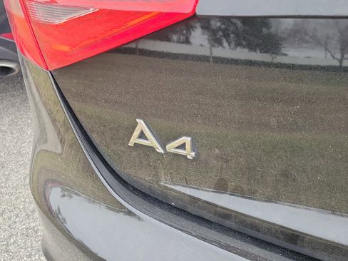 Used 2015 Audi A4 2.0T Premium image 31