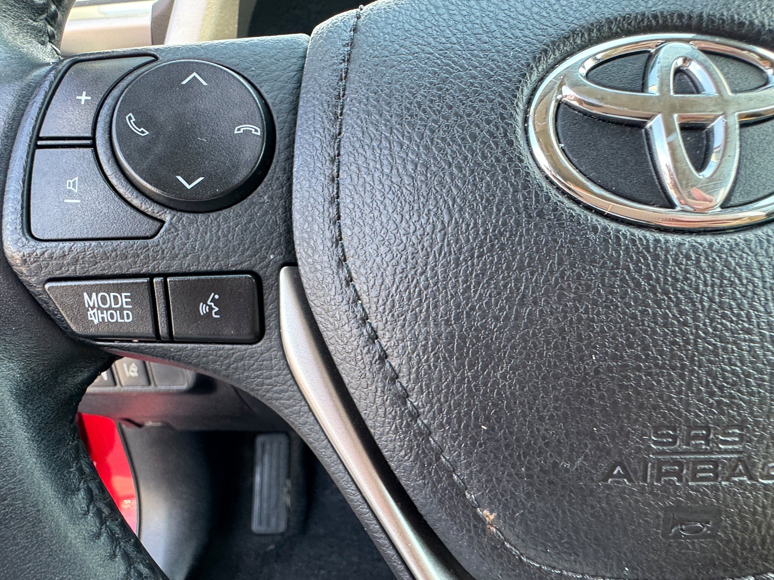 Used 2016 Toyota RAV4 Limited w/ Advanced Technology Package AWD/4WD image 21
