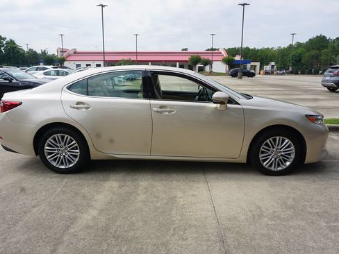 Used 2013 Lexus ES 350 w/ Luxury Pkg FWD image 20