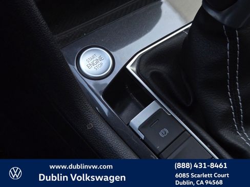Used 2023 Volkswagen Tiguan SE R-Line image 18