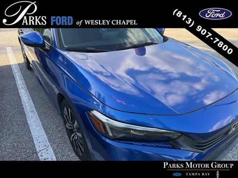 Used 2022 Honda Civic EX image 1