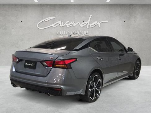 Used 2024 Nissan Altima 2.5 SR w/ SR Premium Package AWD/4WD image 16