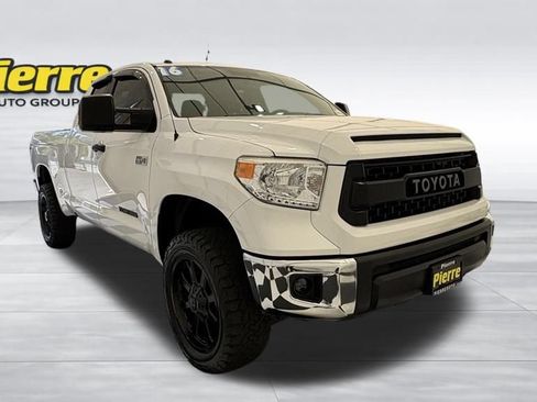Used 2016 Toyota Tundra SR5 w/ SR5 Upgrade Package AWD/4WD image 6